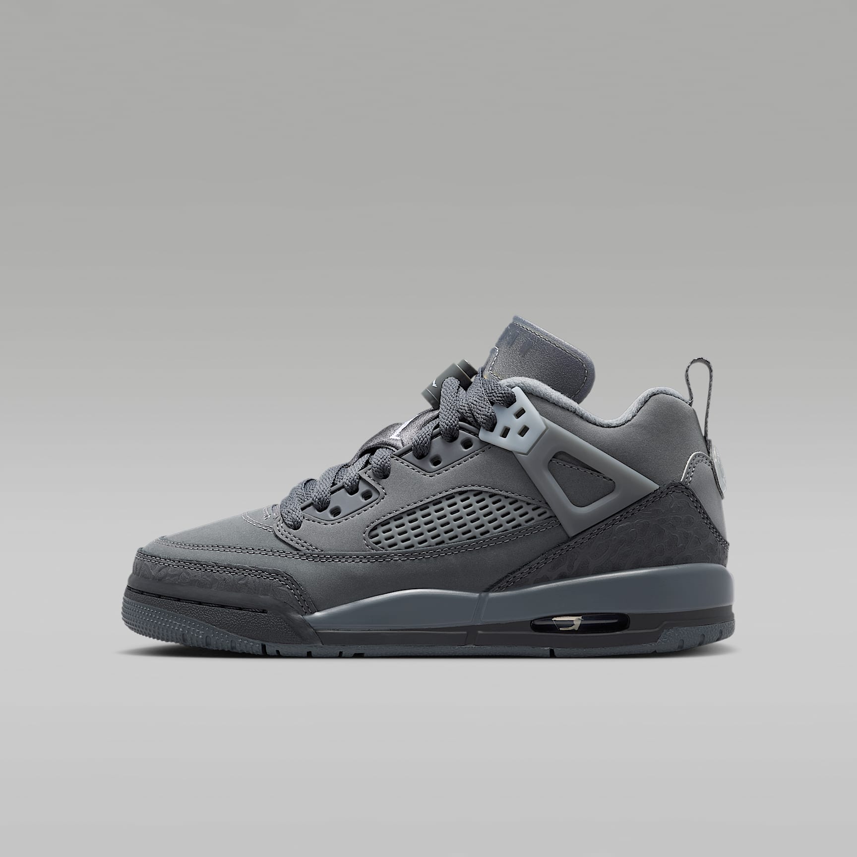 Jordan Spizike Low Older Kids' Shoes. Nike RO